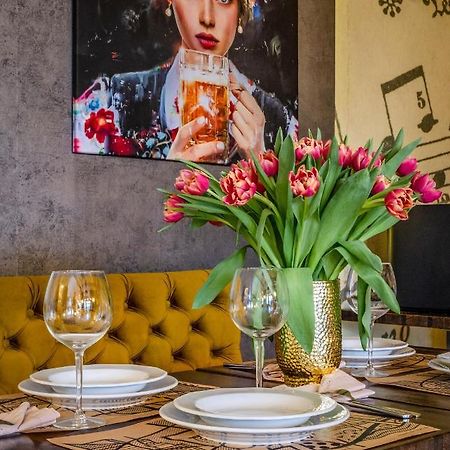 Hotel Zielonki Zielonki  エクステリア 写真