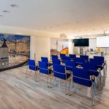 Hotel Zielonki Zielonki  エクステリア 写真