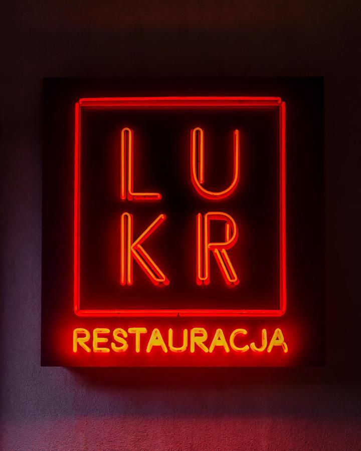 Hotel Zielonki Zielonki  エクステリア 写真